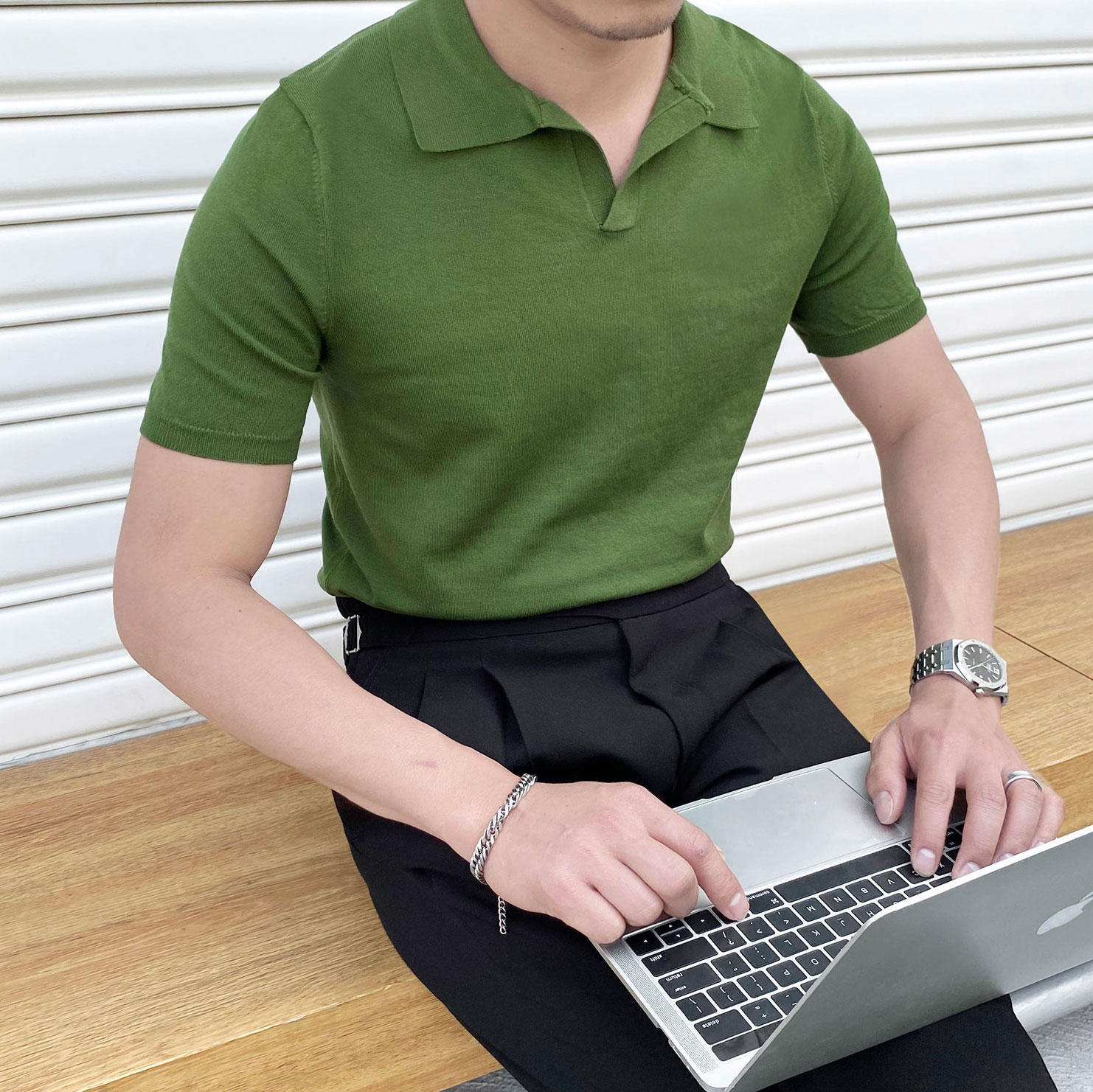 Polo Shirt Men Short Sleeve Is Decorated Body Solid Color Lapel