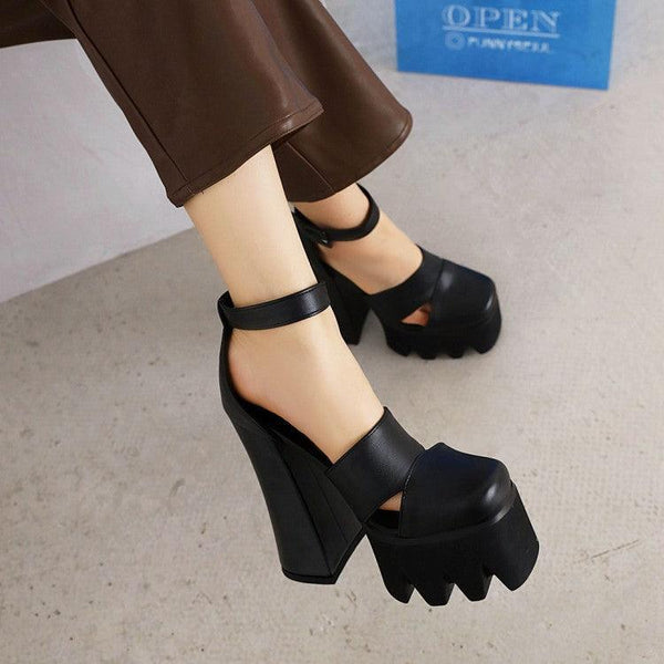 Large Women's Hollowed-out Strapping Thick Heel Hollow-out Sandals