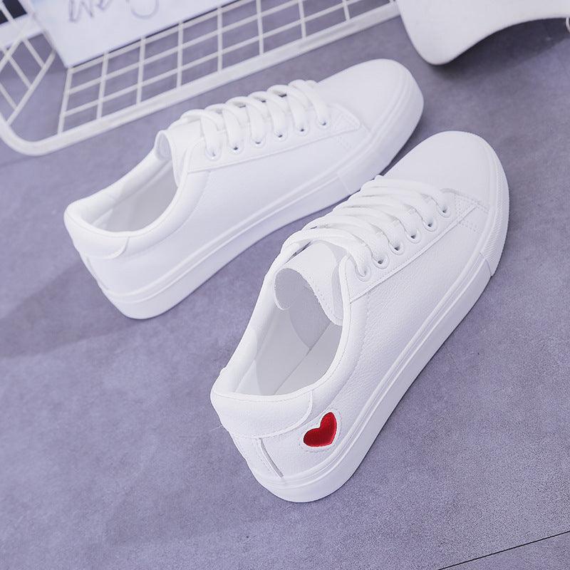 Fashion New Woman PU Leather Shoes Ladies Breathable Cute Heart Flats Casual Shoes White Sneakers