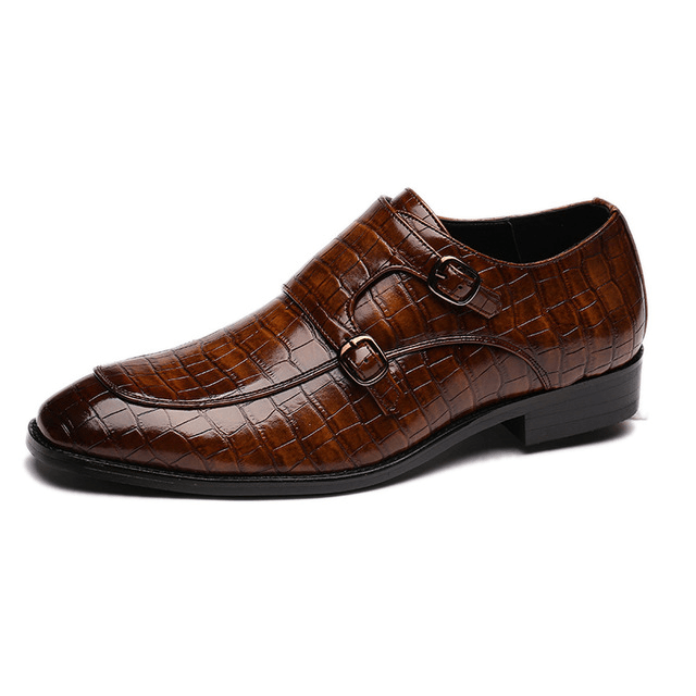 Business pointed leather shoes